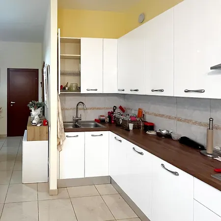 Vale Mare Blu - Steps From The Sea 50mt & Train And Bus Station Apartment *